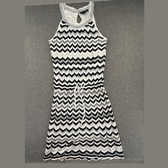 NEW! White House Black market Cheveron Stripe Dress Sleeveless Scoop Neck Small - Picture 2 of 16